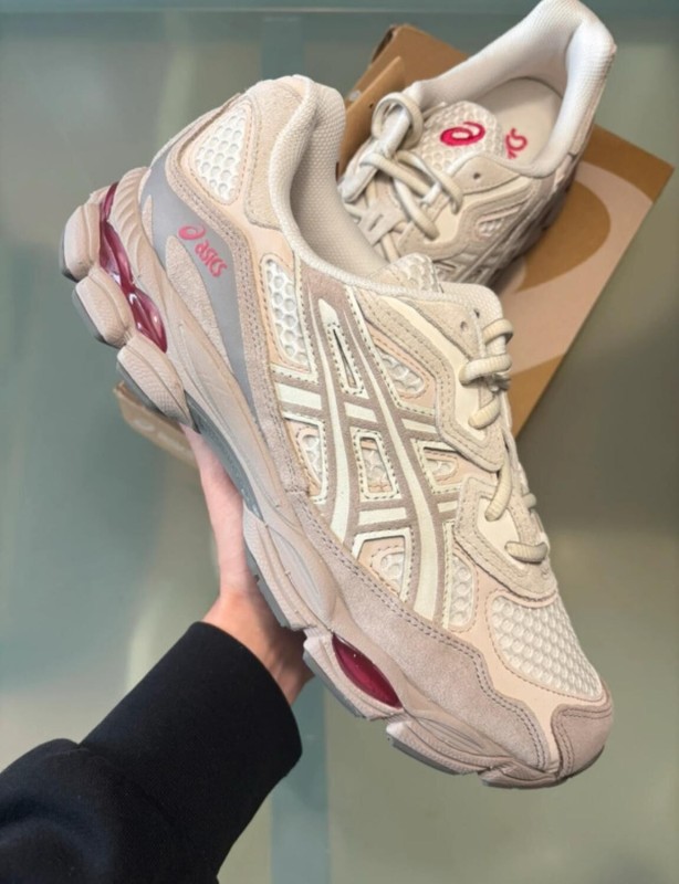 Asics gel nyc cream moonrock taille 44,5