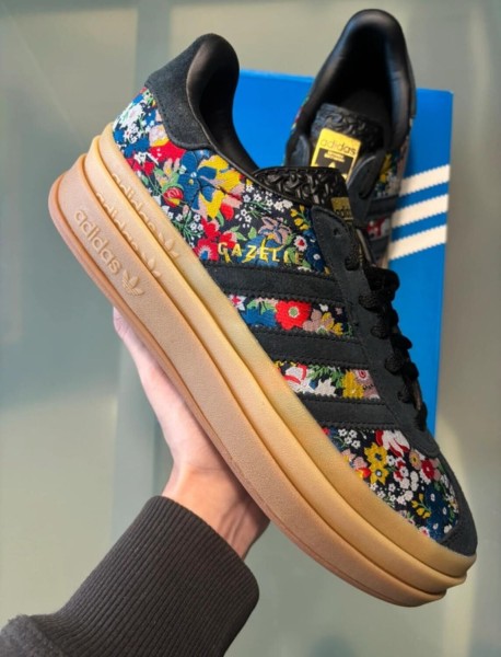 adidas Liberty London x Wmns gazelle bold "floral embroidery" taille 37