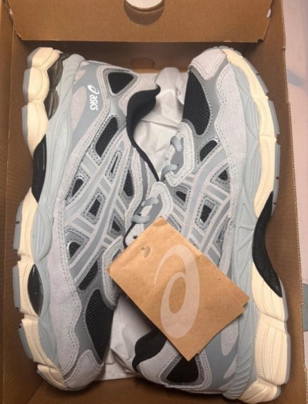 Asics gel nyc black piedmont grey taille 41,5
