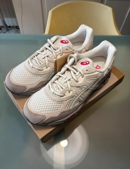 Asics gel nyc cream moonrock taille 44,5