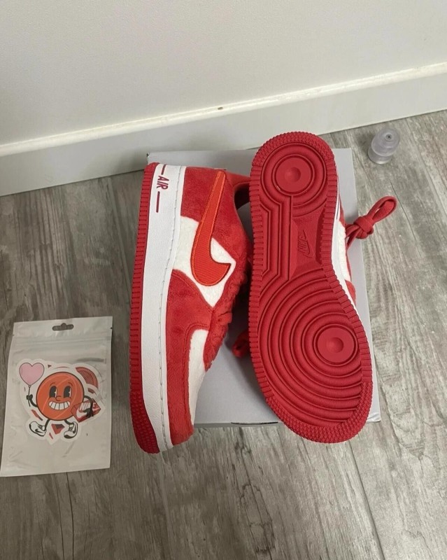 Air force 1 Valentine's day fleece 2