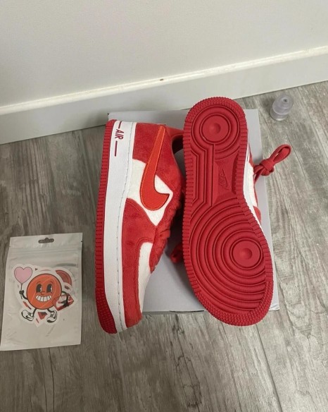 Air force 1 Valentine's day fleece