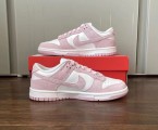 Dunk low pink corduroy