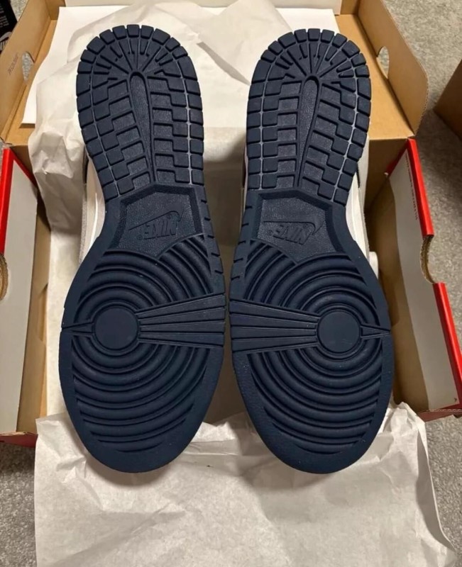 Dunk low midnight navy 2