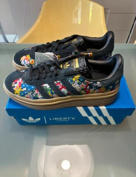 adidas Liberty London x Wmns gazelle bold "floral embroidery" taille 37