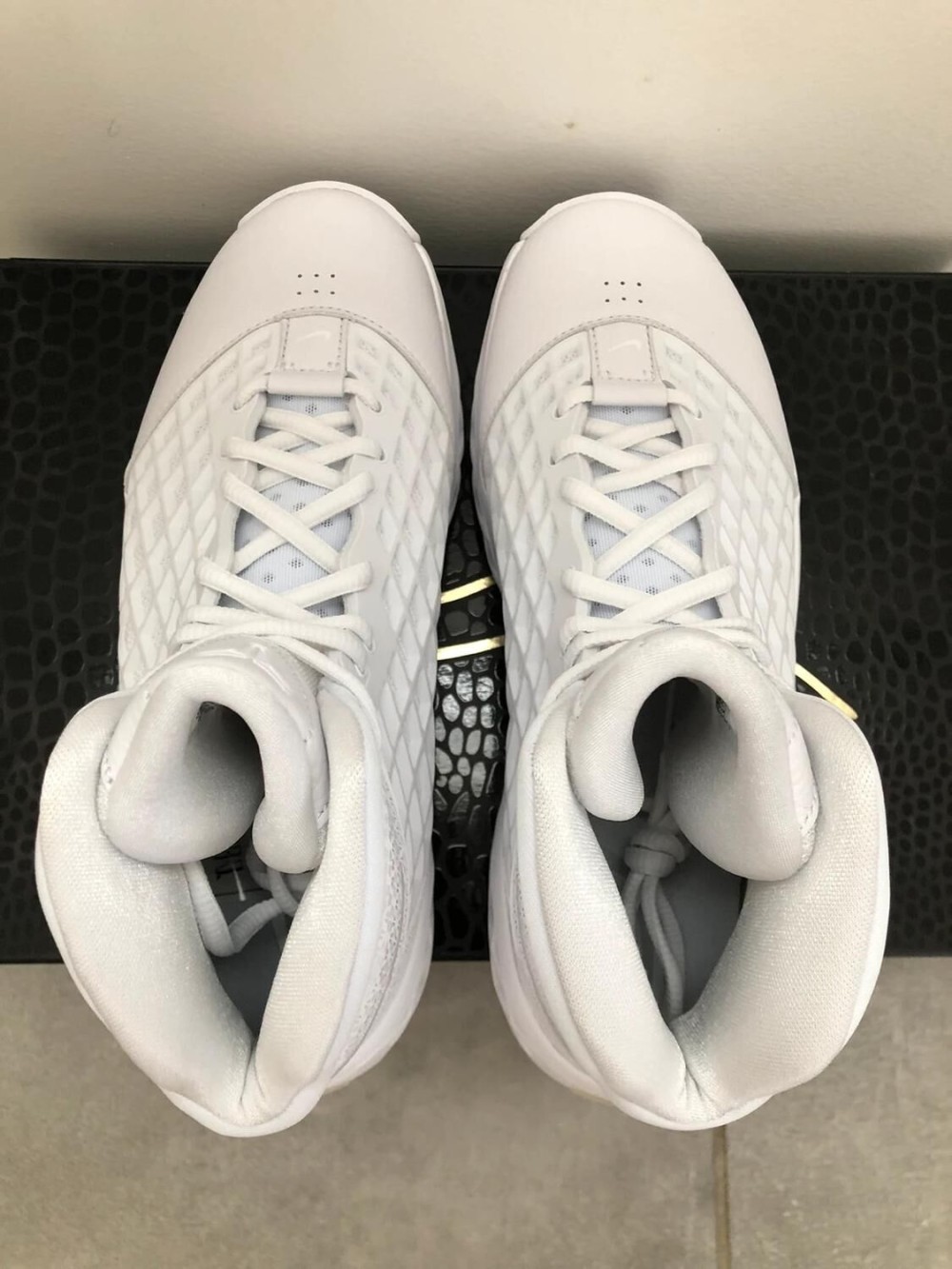 Nike Kobe III - EU 39