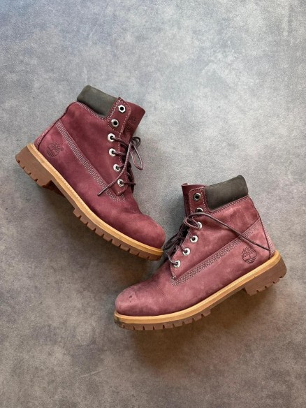 Chaussure Timberland en cuir vintage couleur bordeaux taille 38