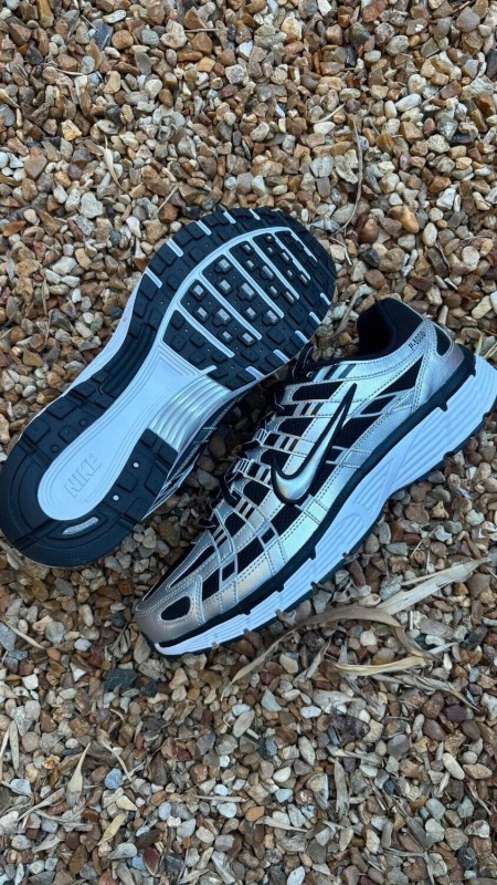 Nike p6000 metallic silver / gris argenté / noir / gris et noir taille 45,5 2