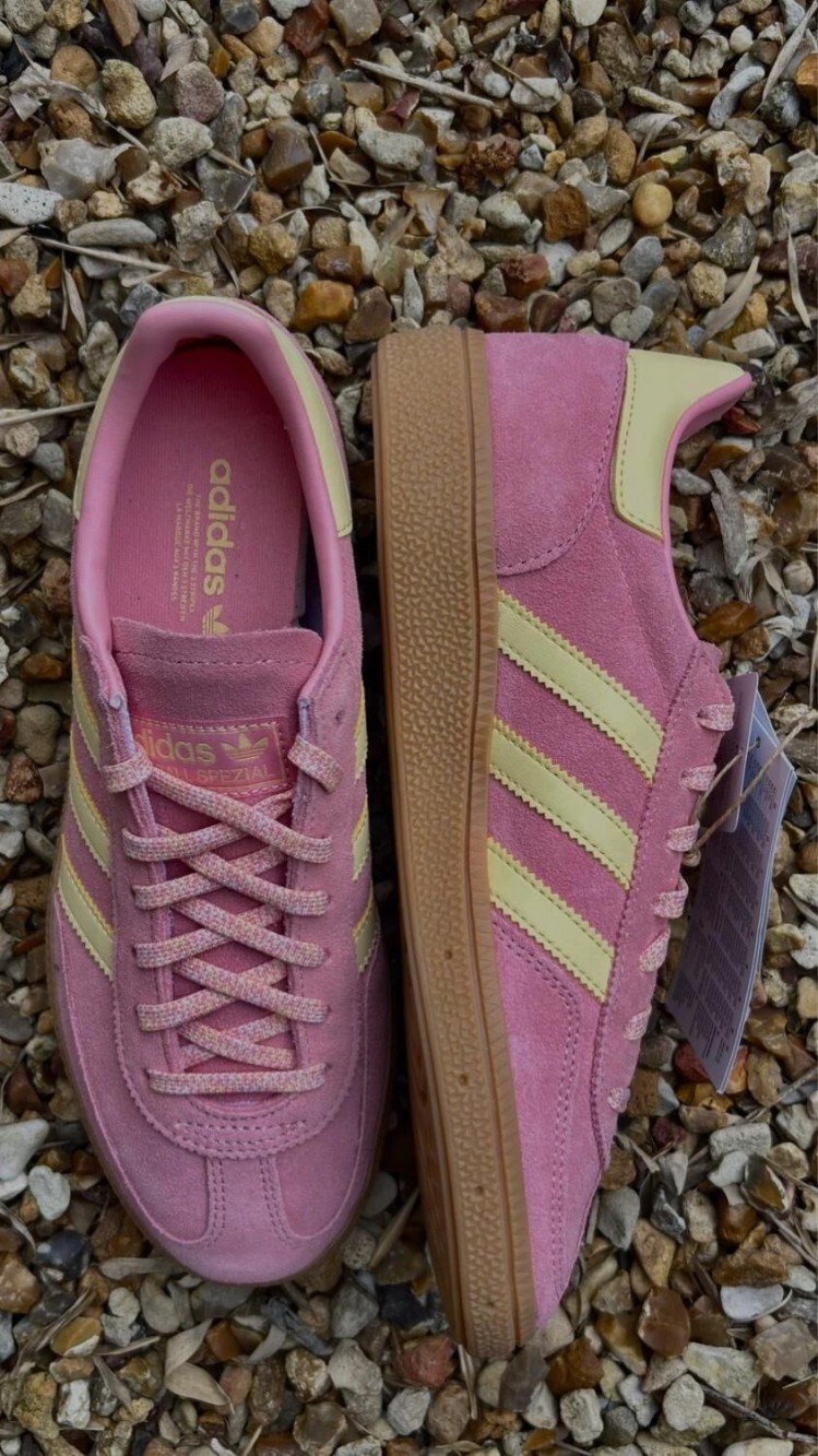 adidas handball spezial almost yellow / semi pink spark / jaune et rose / été taille 38
