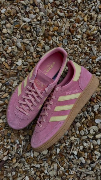 adidas handball spezial almost yellow / semi pink spark / jaune et rose / été taille 38