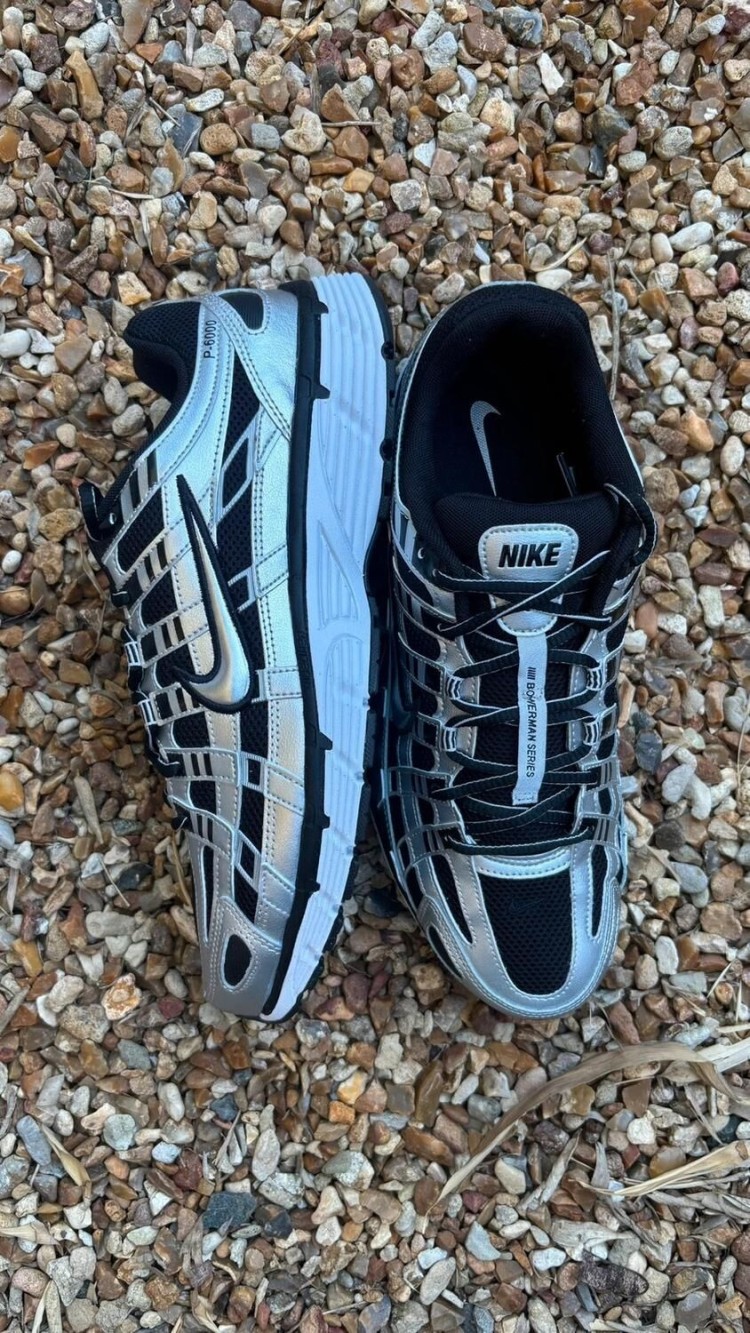 Nike p6000 metallic silver / gris argenté / noir / gris et noir taille 45,5