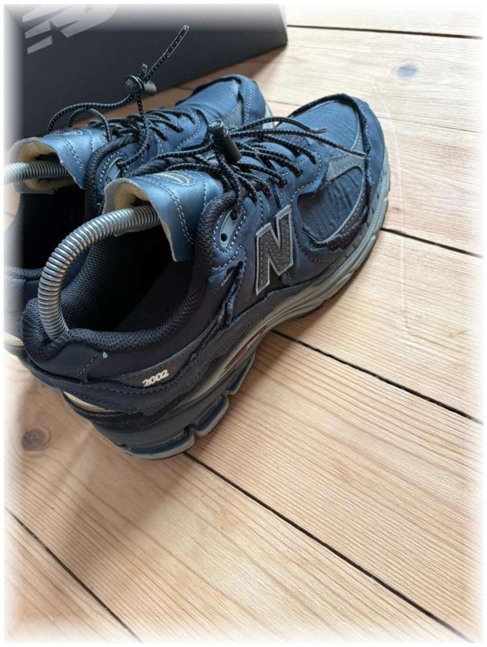 New balance 2002r protection pack navy - taille 39,5