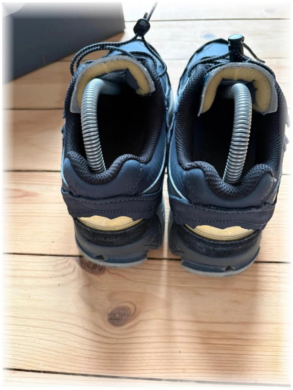 New balance 2002r protection pack navy - taille 39,5