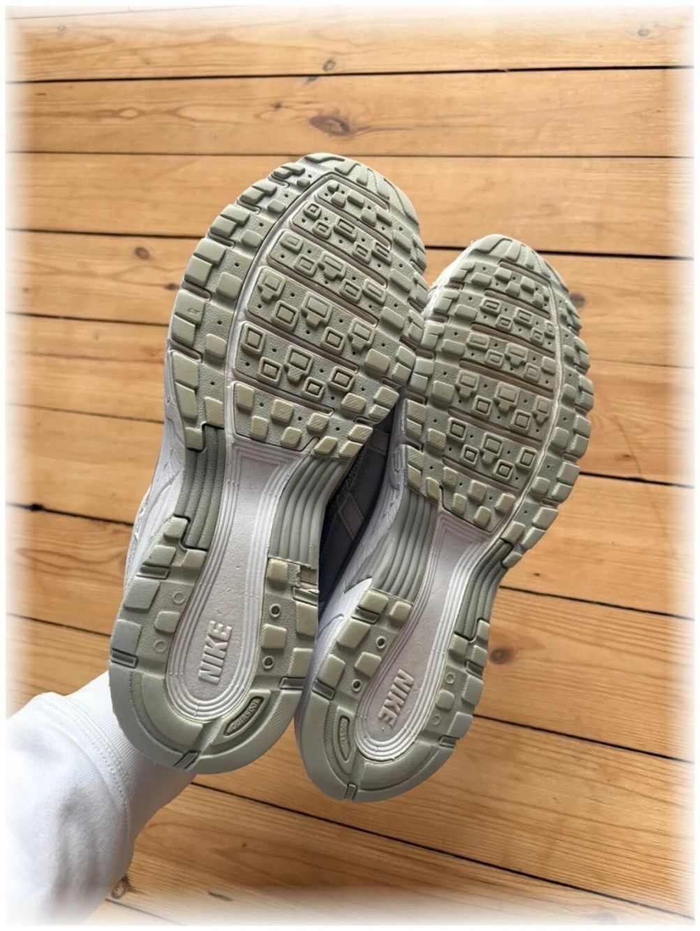 Nike p-6000 grey - taille 42,5