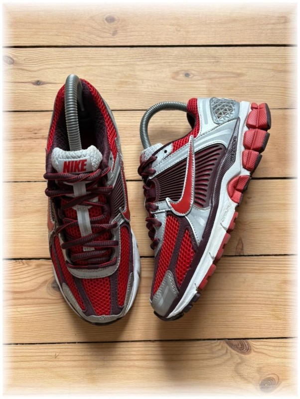 Nike Vomero 5 Red - taille 37,5