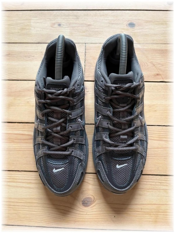 Nike P-6000 Cave stone medium ash flat peter metallic argenté - taille 39 2