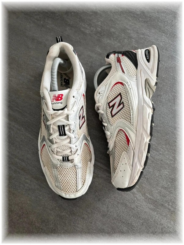 New Balance 530 Grey - Red / taille 40