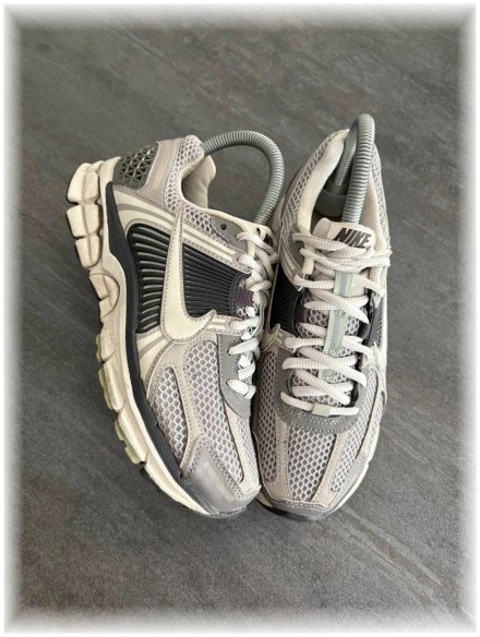 Nike Vomero 5 - taille 37,5