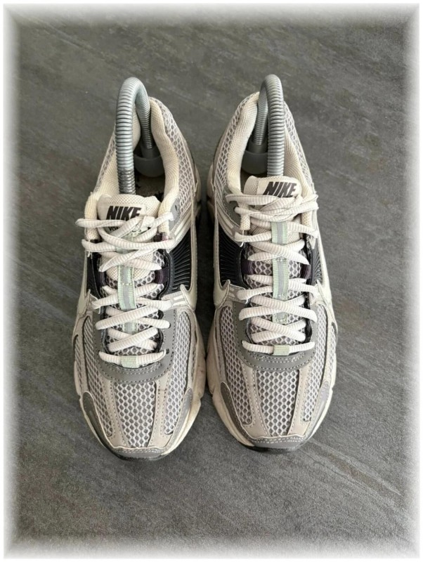 Nike Vomero 5 - taille 37,5 2