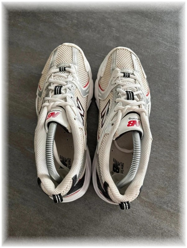 New Balance 530 Grey - Red / taille 40 2