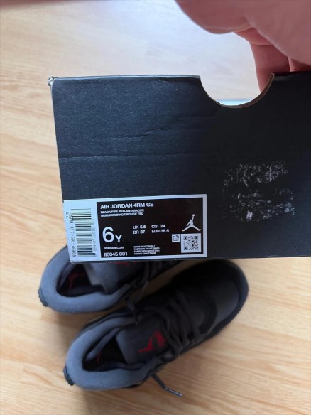 Nike air jordan 4 rm noir rouge taille 38,5