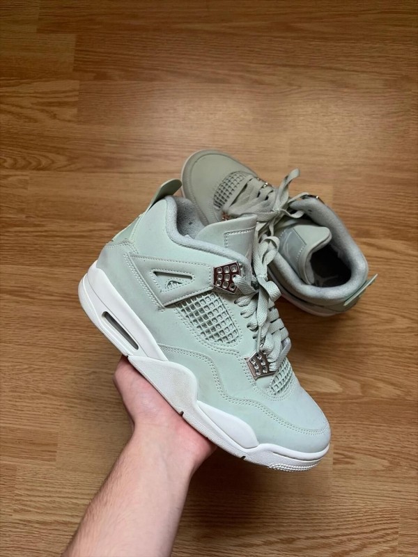 Nike air jordan 4 seafoam sail