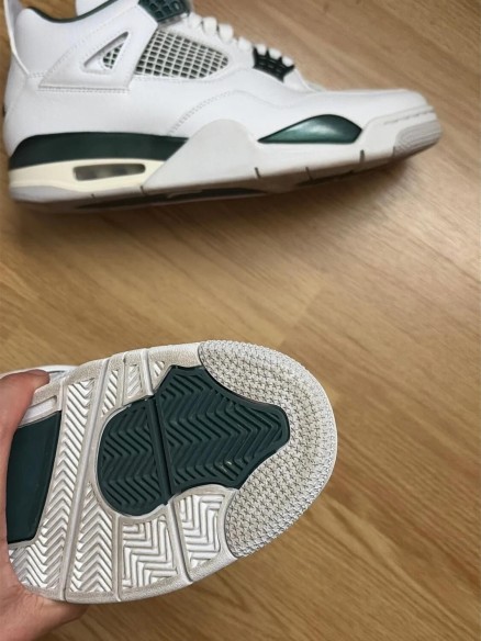 Nike air jordan 4 oxydized green