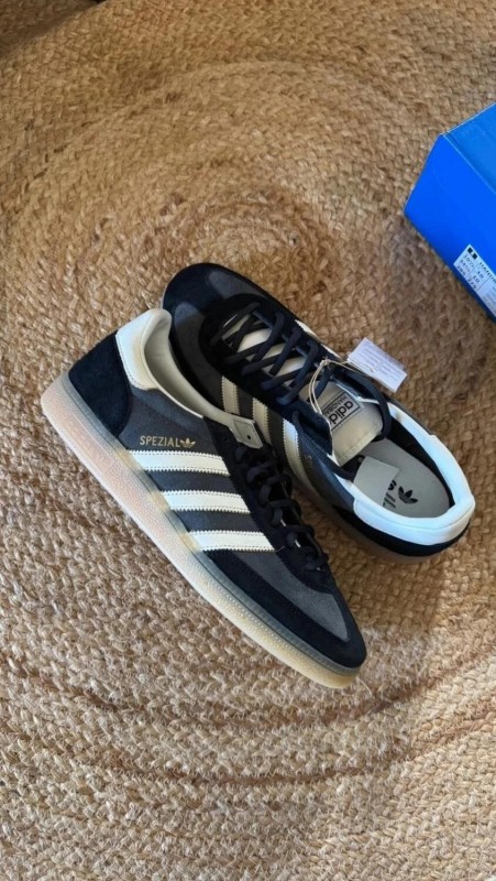 adidas handball spezial carbon - taille 44,5