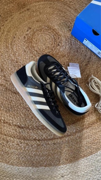 Adidas handball spezial carbon - taille 42,5