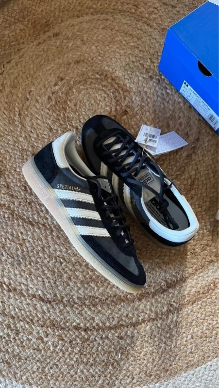 Adidas Handball Spezial Carbon - taille 42