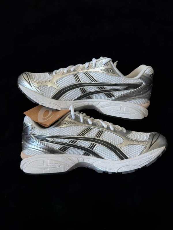 Asics Gel-Kayano 14 White Graphite Grey - Taille EU 44,5 2