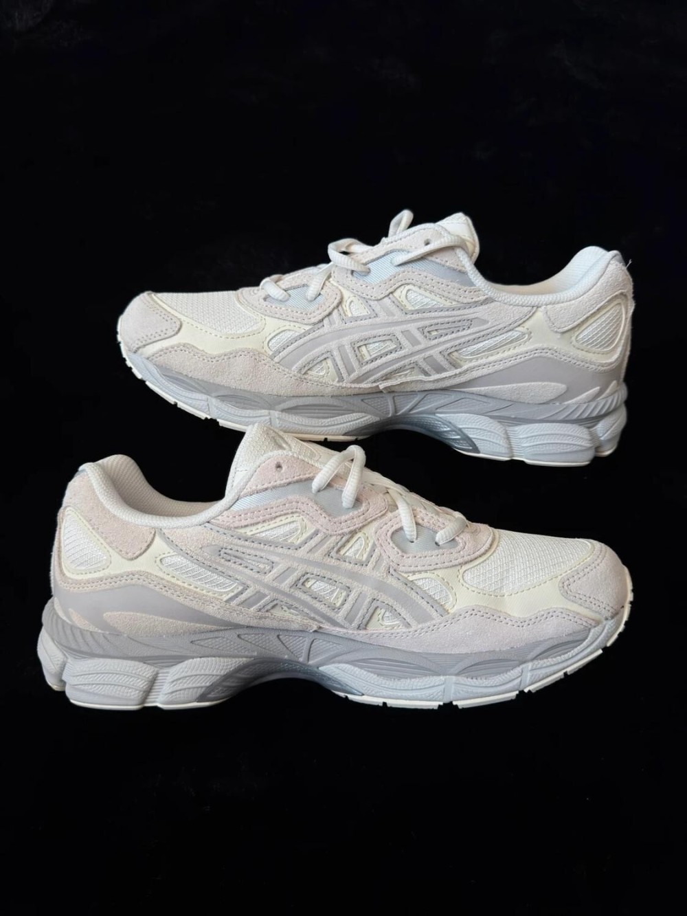 Asics Gel Nyc Cream Grey - Taille EU 43,5