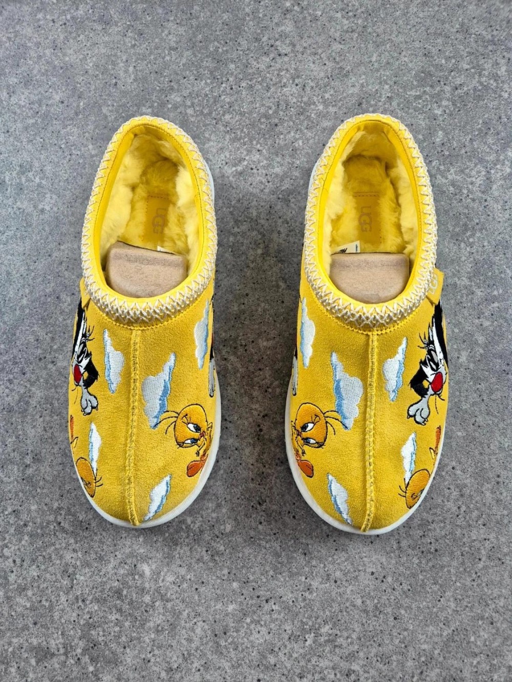 Ugg Tasman Palace Skateboards Looney Tunes Yellow - EU 42