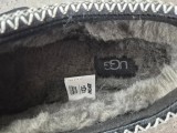 UGG Tasman Palace Skateboards Looney Tunes Black - EU 42