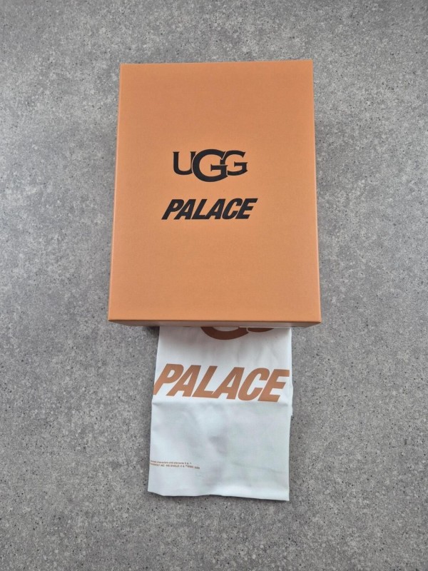 Ugg Tasman Palace Skateboards Looney Tunes Yellow - EU 42 2