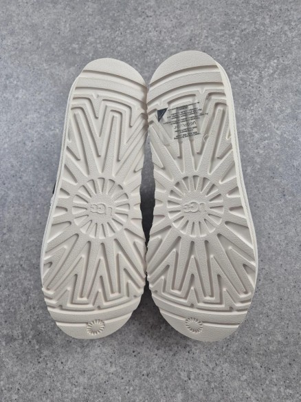 UGG Tasman Palace Skateboards Looney Tunes - EU 42
