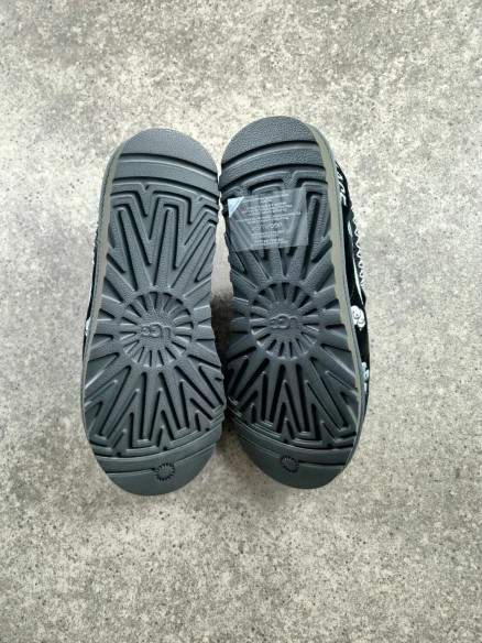 UGG Tasman Palace Skateboards Looney Tunes - EU 36