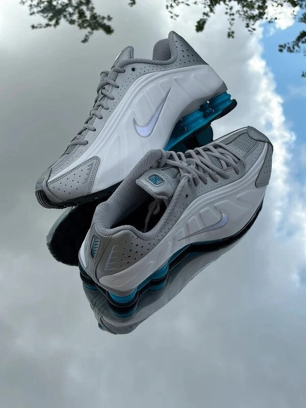 Nike Shox R4 Metallic Silver Blue Lagoon - EU 44