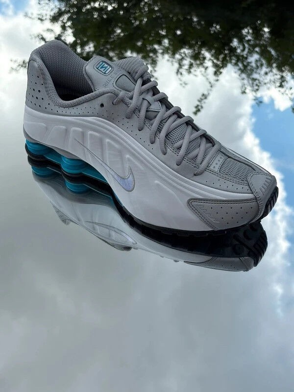 Nike Shox R4 Metallic Silver Blue Lagoon - EU 44 2