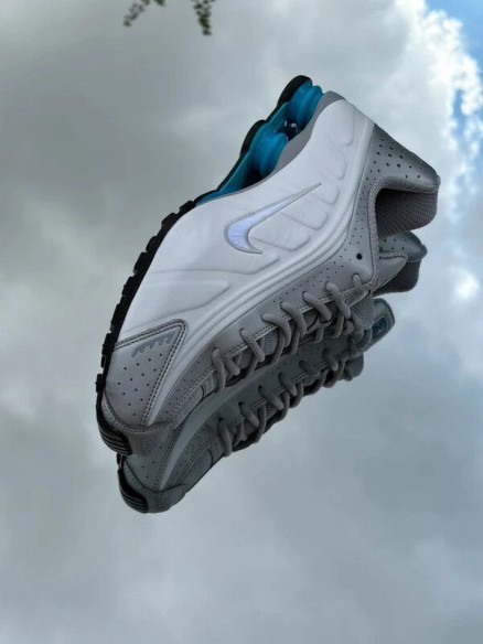 Nike Shox R4 Metallic Silver Blue Lagoon - EU 44