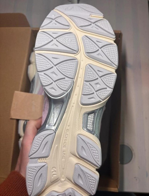 Asics gel nyc cream rose water taille 40,5 2