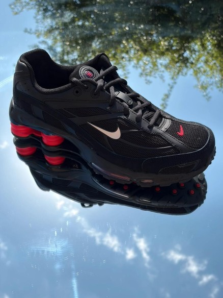 Nike Shox Ride 2 Black Metallic Silver Red - EU 42
