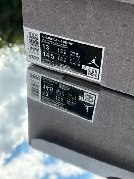 Jordan 4 Cave Stone Black Phantom - EU 47,5