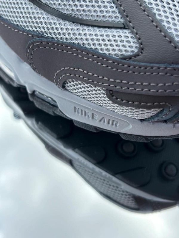 Nike Shox Ride 2 Light Smoke Grey Photon Dust - EU 40,5 2