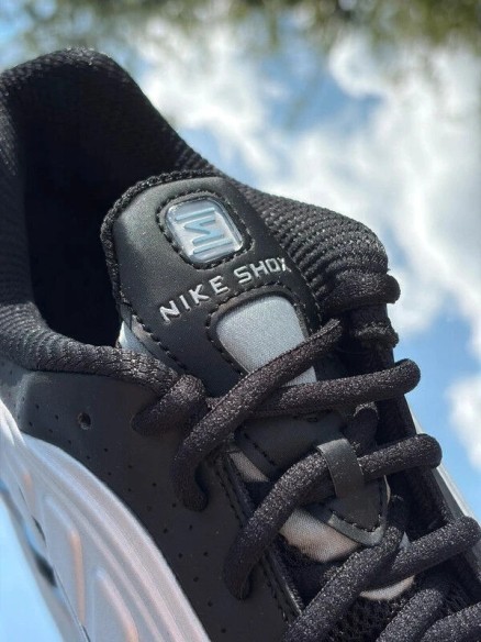 Nike Shox R4 Metallic Silver Black Psychic Blue - EU 44