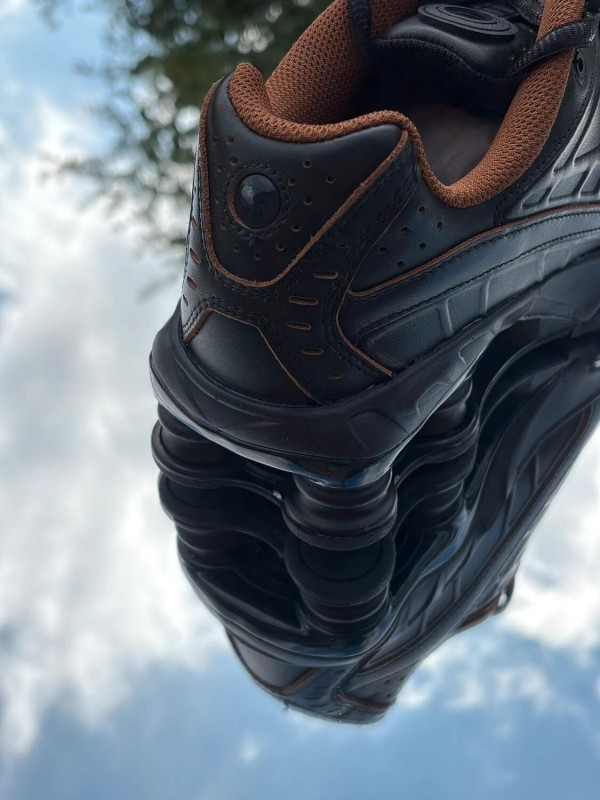 Nike Shox Ride 2 PRM Black British Tan - EU 40 2