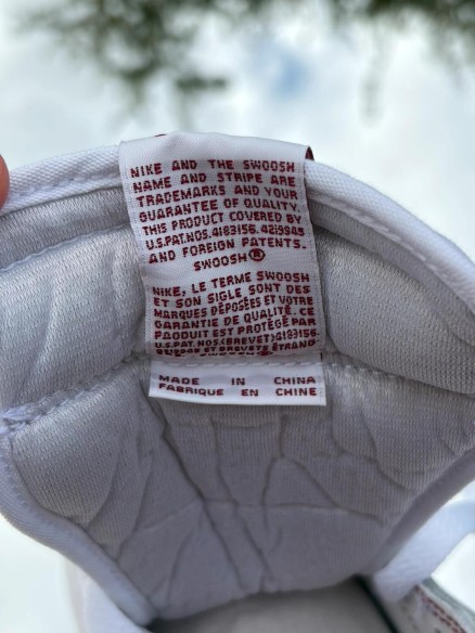 Air Jordan 1 High Retro OG ‘85 Metallic Burgundy White Team Red - EU 40