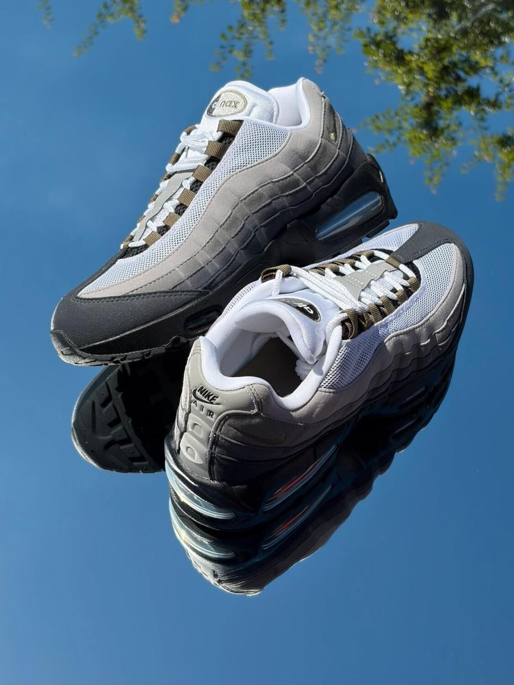 Nike Air Max 95 Big Bubble Black Medium Olive White - EU 42