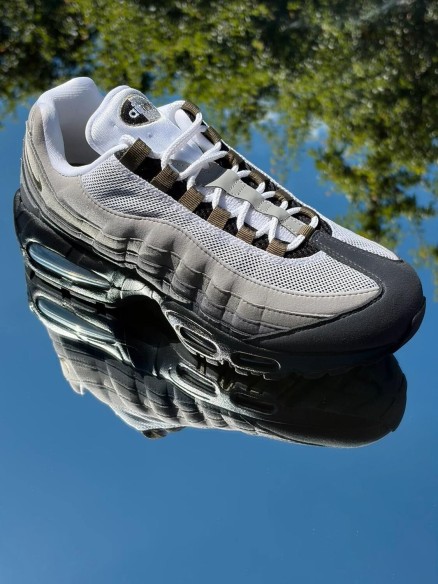 Nike Air Max 95 Big Bubble Black Medium Olive White - EU 42