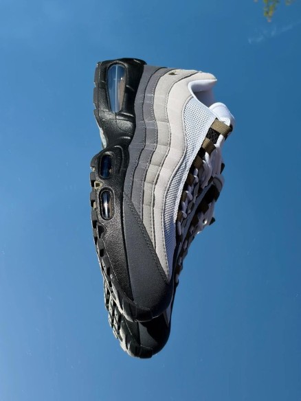 Nike Air Max 95 Big Bubble Black Medium Olive White - EU 42